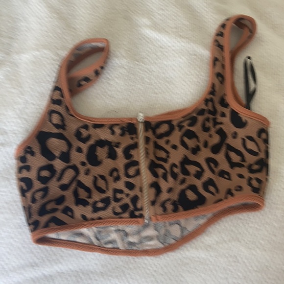 Shein top - Picture 2 of 3